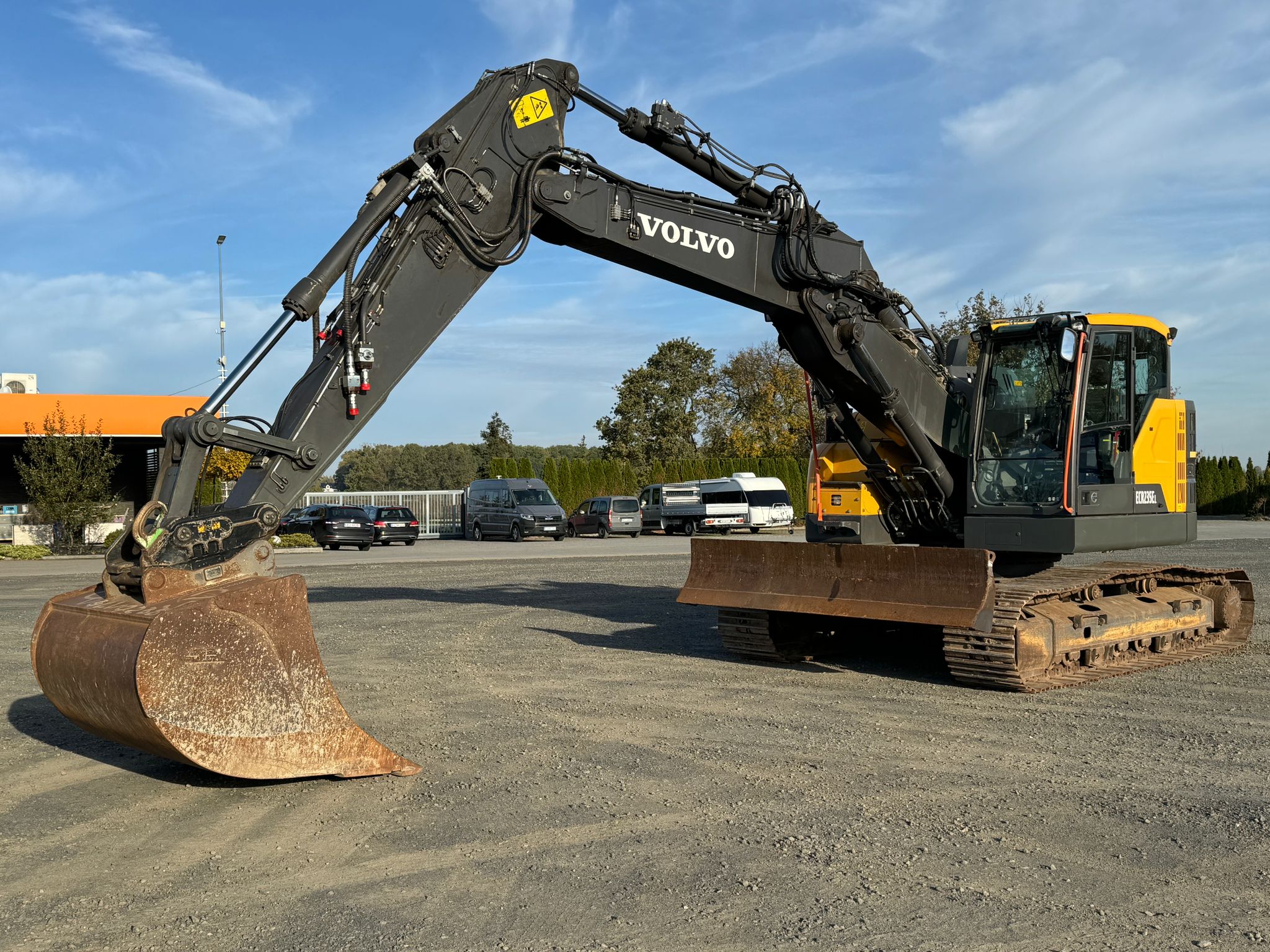 VOLVO ECR235EL KOPARKA GĄSIENICOWA