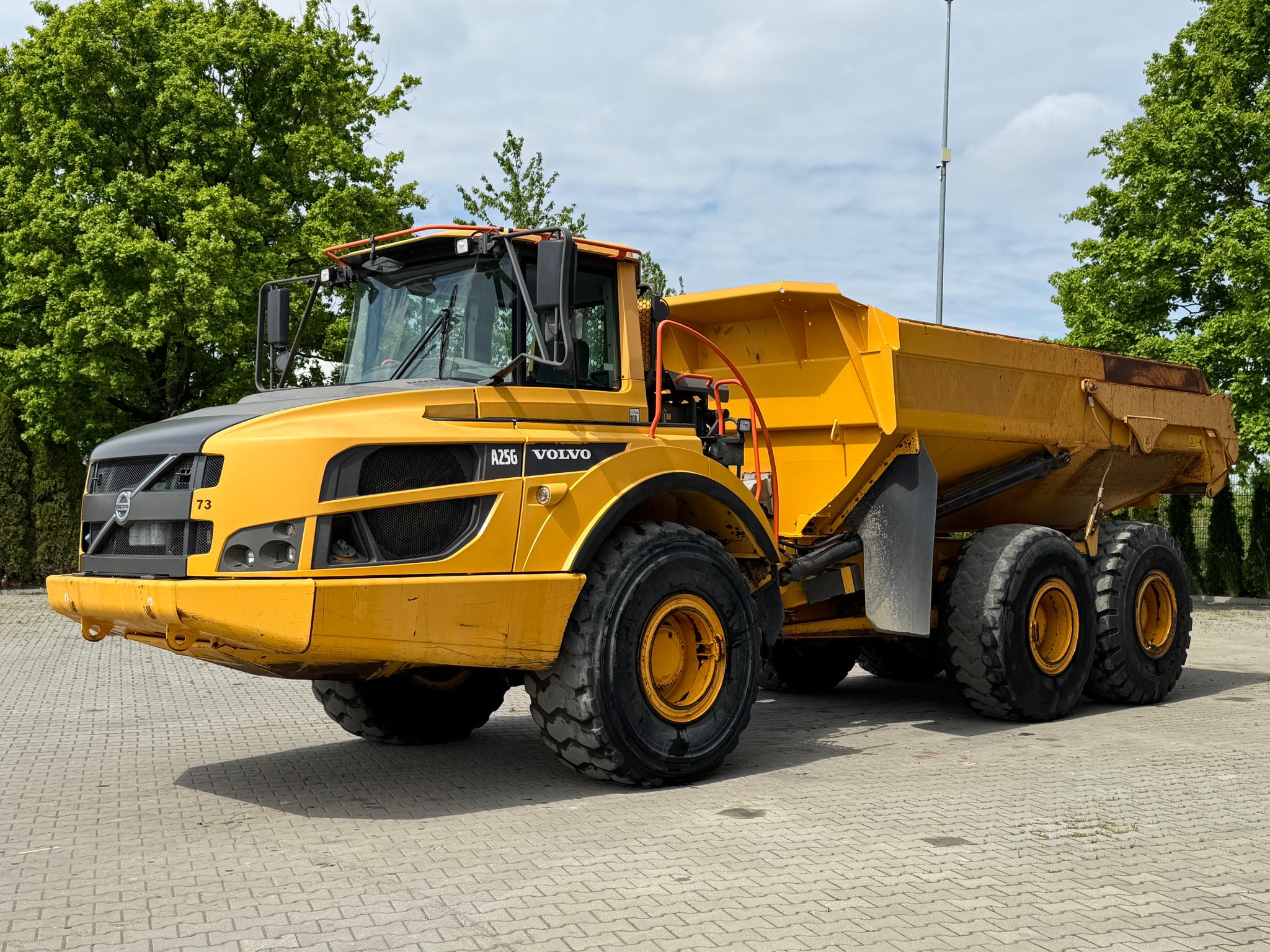 VOLVO A25G 6x6 WOZIDŁO