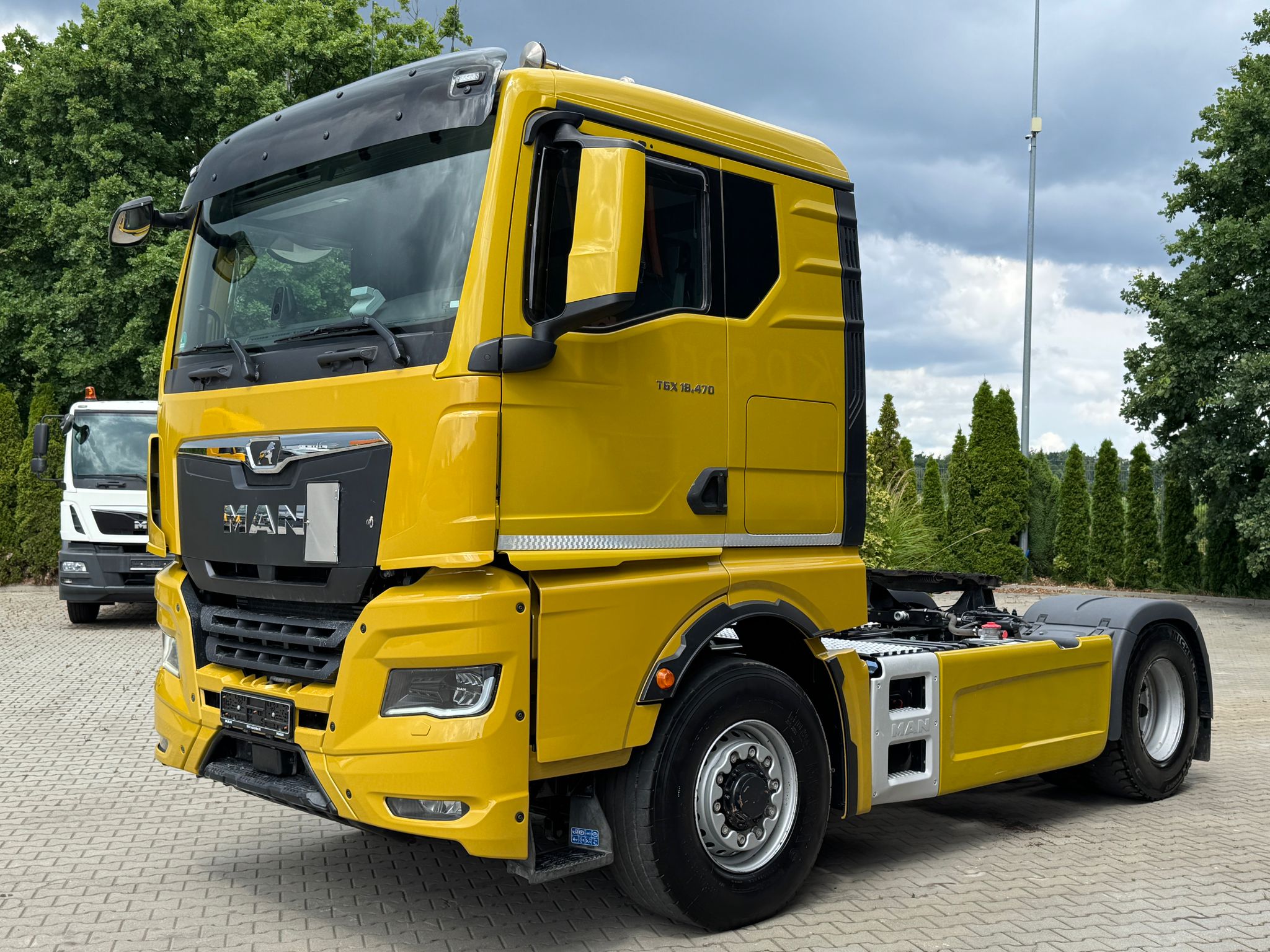MAN TGX 18.470 4x4H EURO6|CIAGNIK SIODŁOWY Z HYDRAULIKĄ WYWROTU