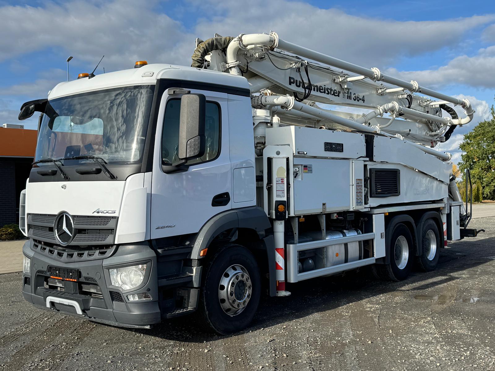 MB AROCS 2840 6x4 EURO6 POMPA DO BETONU PUTZMEISTER 36-4