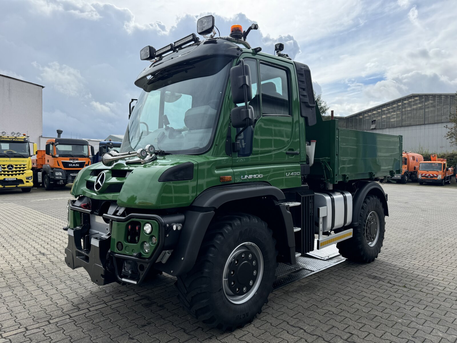 MB UNIMOG U430 4X4 SKRZYNIA OTWARTA