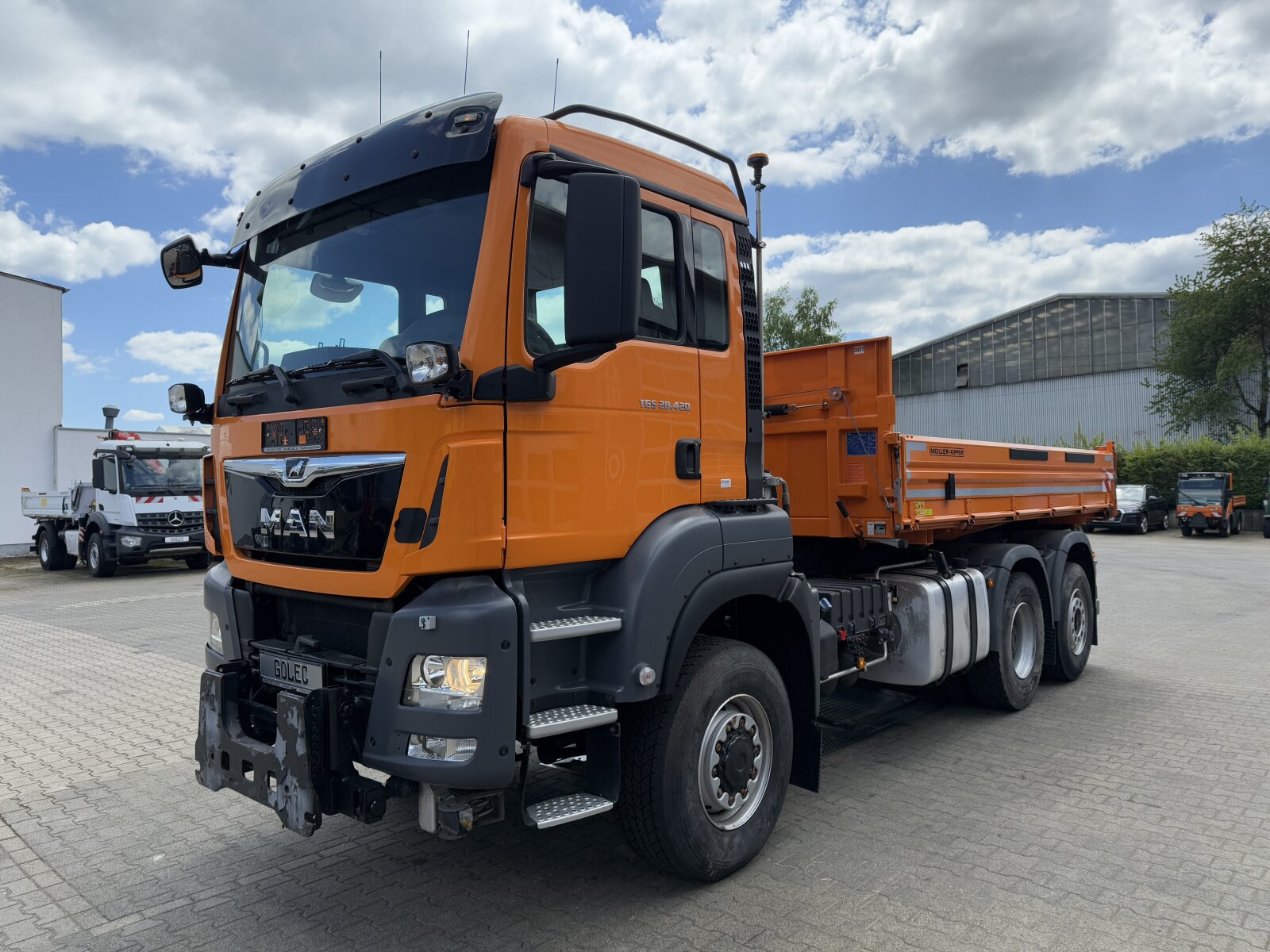 MAN TGS 28.420 6x4-4 EURO6 WYWROTKA TRÓJSTRONNA Z CZOŁOWNICĄ