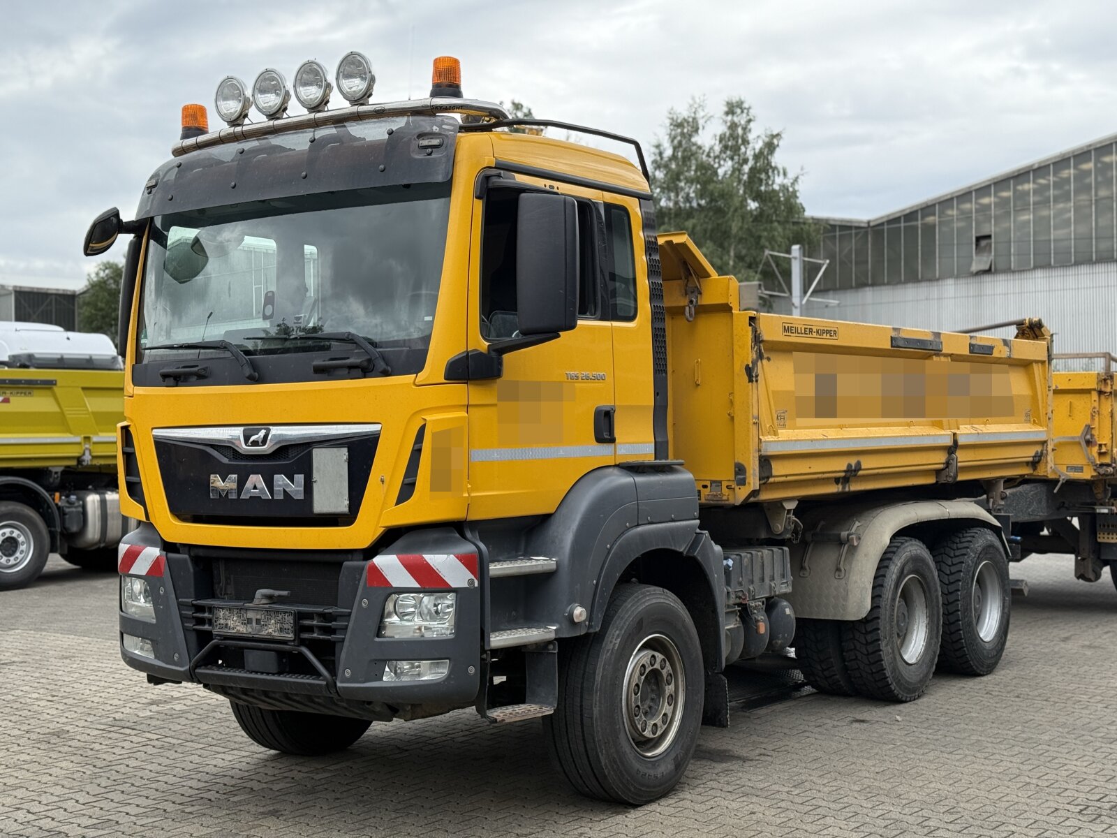 MAN TGS 26.500 6x4 EURO6 WYWROTKA TRÓJSTRONNA Z BORDMATIKIEM