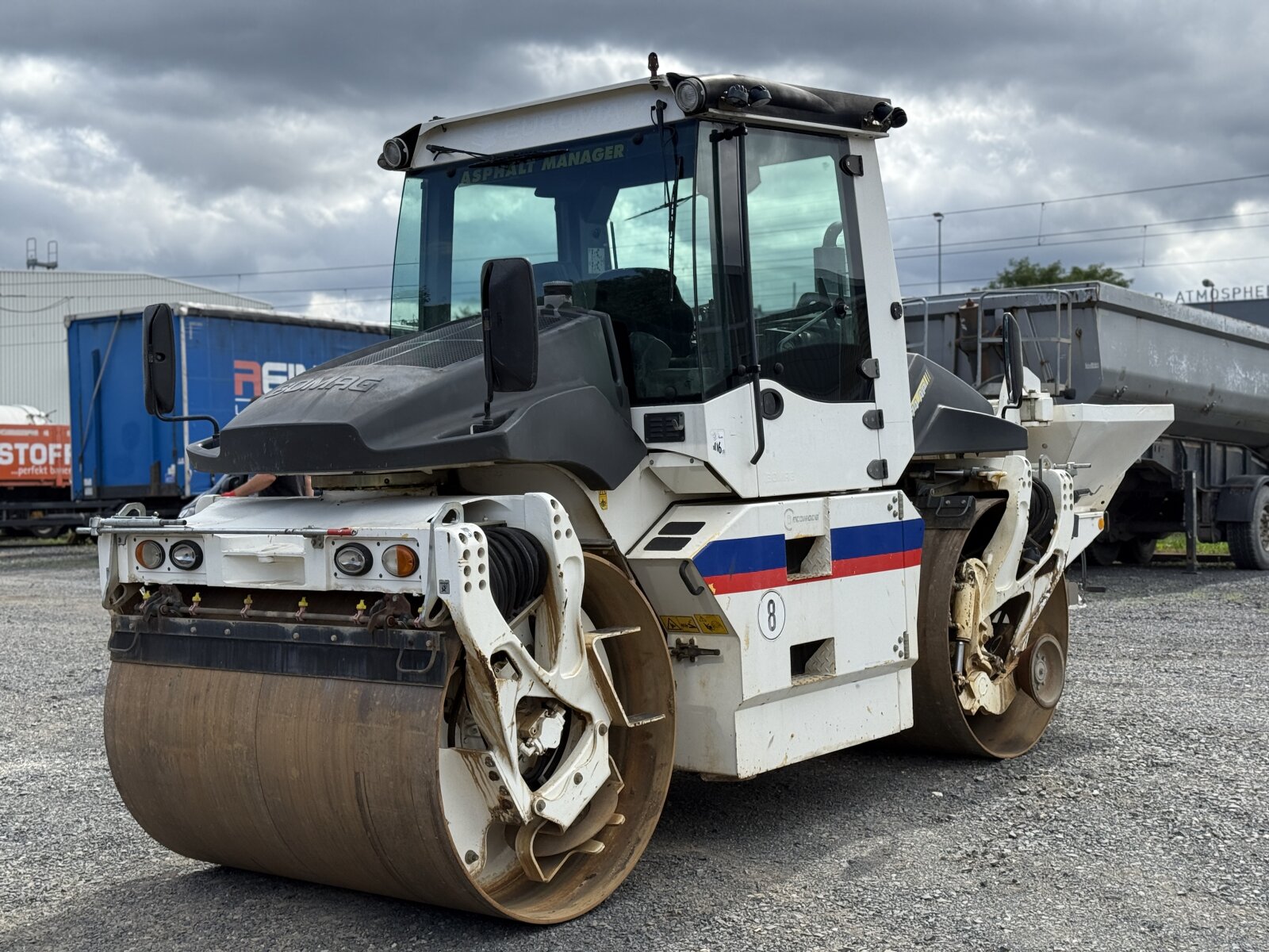 BOMAG BW 174 AP-4 AM WALEC 12 TON WIBRACJA + ROZRZUTNIK