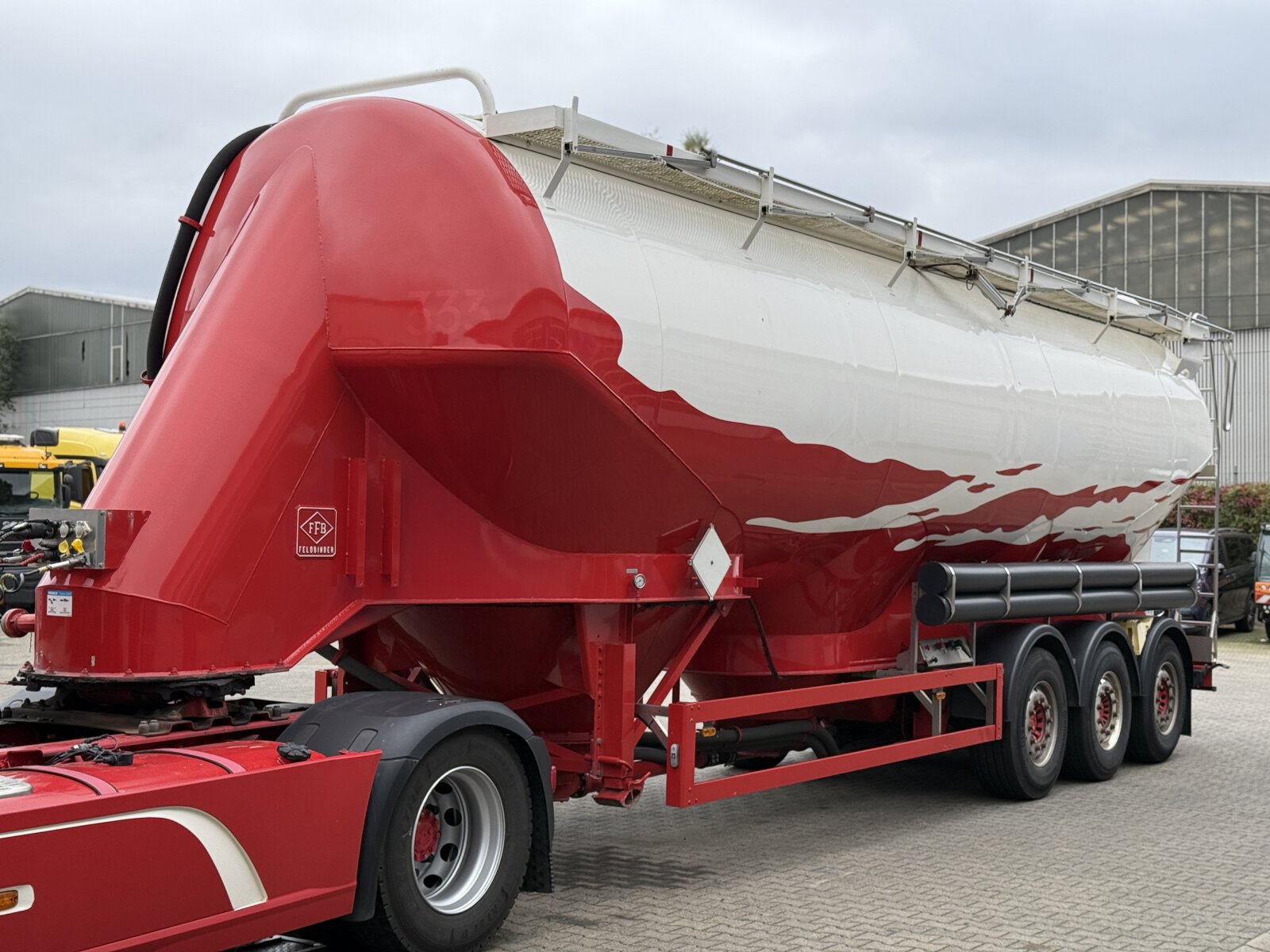 FELDBINDER EUT 54.3 NACZEPA SILOS 54 m3