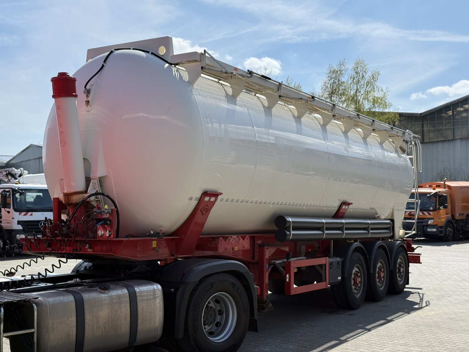 FELDBINDER KIP 48.3 NACZEPA SILOS ADR