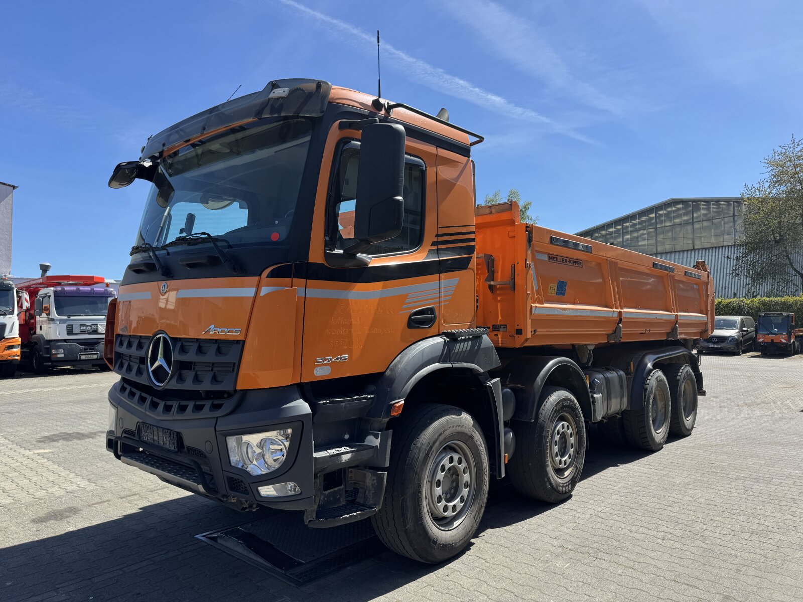 MB AROCS 3246 8x4 EURO6|WYWROTKA TRÓJSTRONNA Z BORDMATIKIEM
