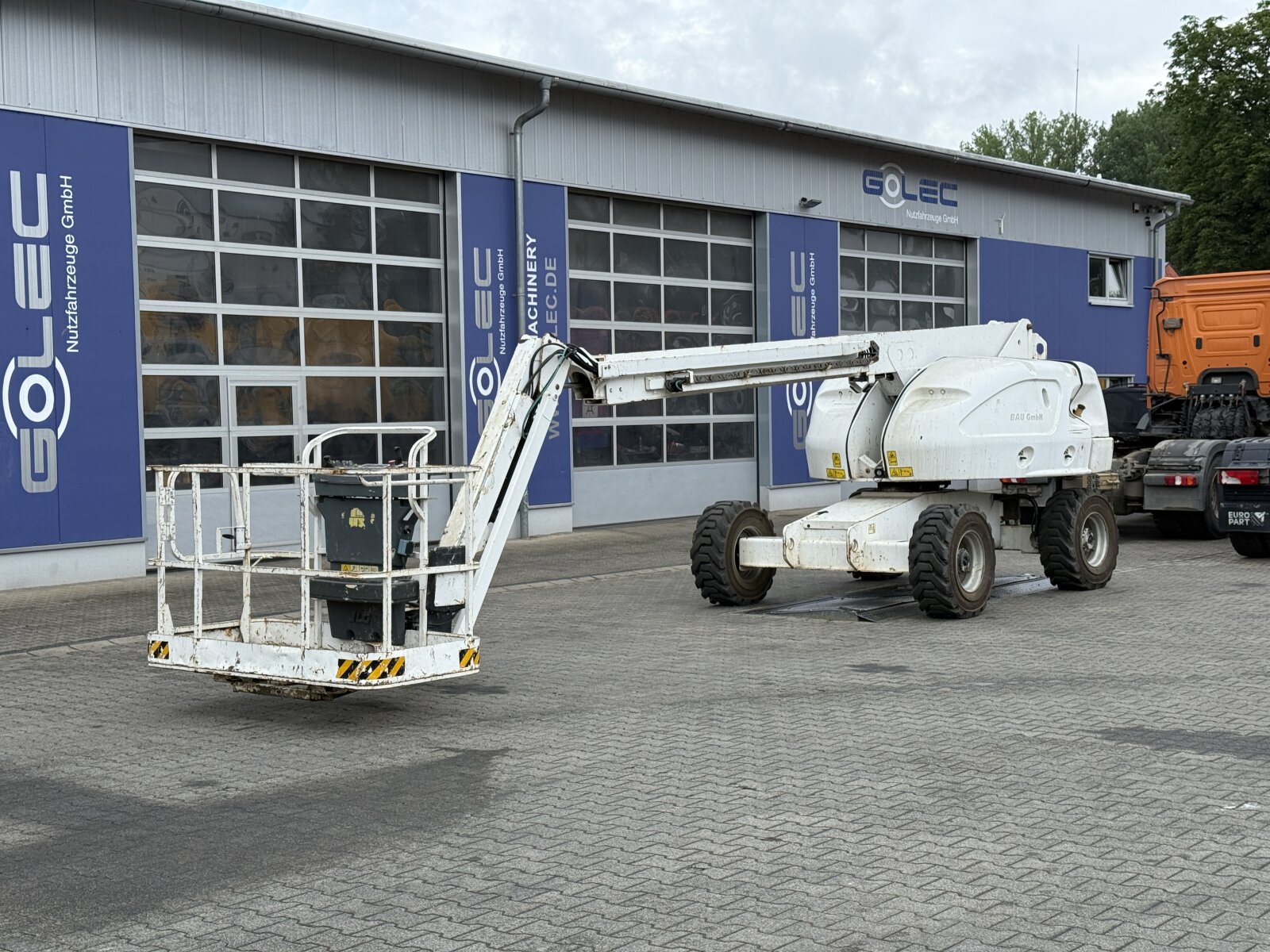 JLG 460SJ PODNOŚNIK WYSIĘGNIKOWY TELESKOPOWY 7,7 TON