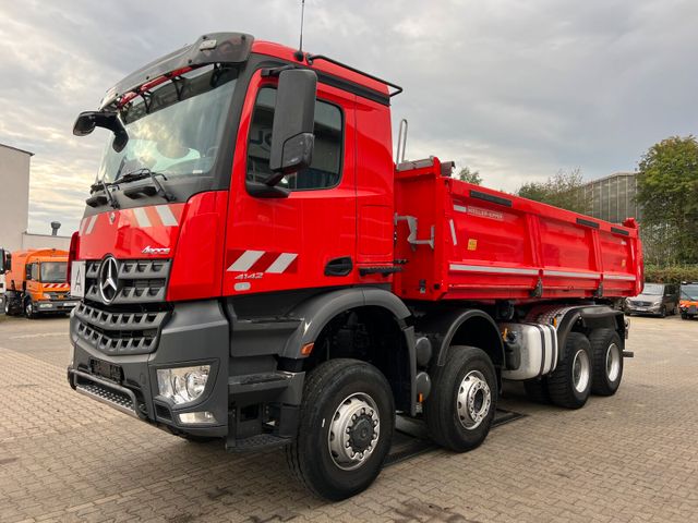 MB AROCS 4142 8x6 EURO6 WYWROTKA TRÓJSTRONNA Z BORDMATIKIEM