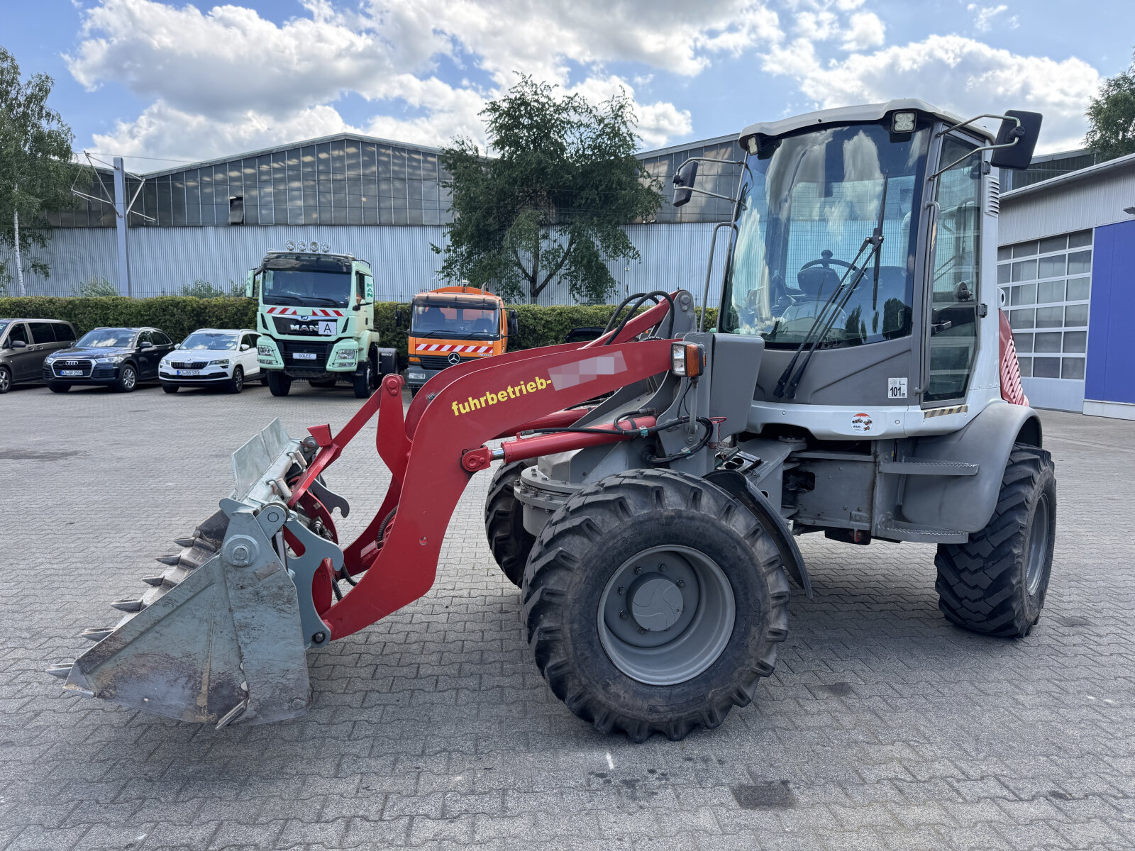 ATLAS 75S ŁADOWARKA KOŁOWA